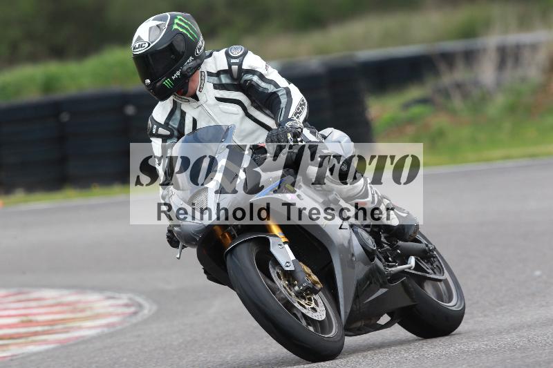 Archiv-2022/13 25.04.2022 Plüss Moto Sport ADR/Freies Fahren/27